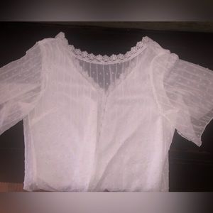 White shein lace top size M